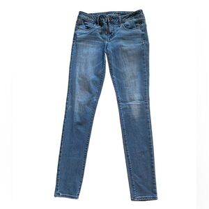 American Eagle jegging. Super stretch. Size 8 long.